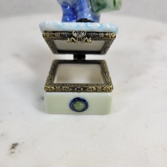 VINTAGE Santa Claus Trinket Box Blue White Porcelain Christmas Holiday Hinged - Picture 4 of 13